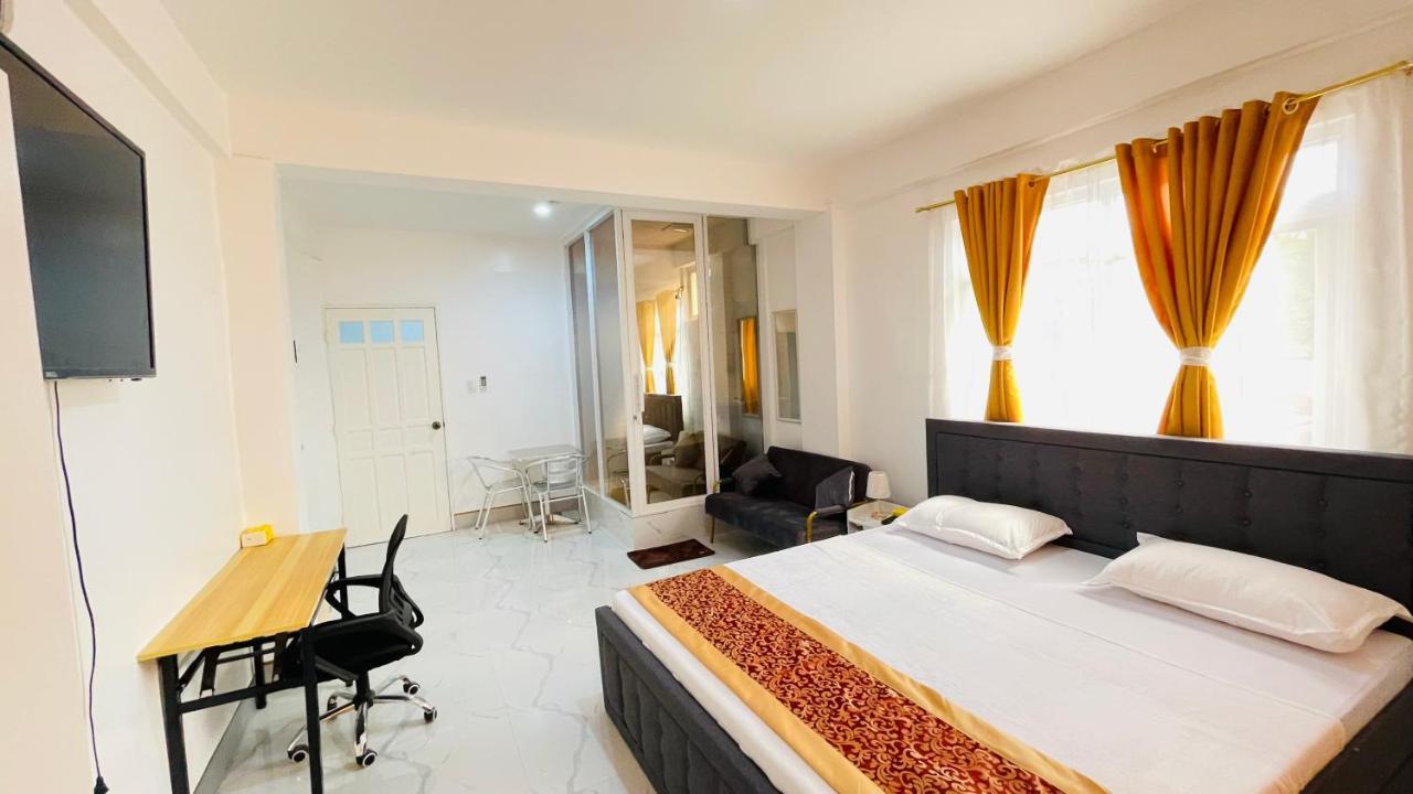 Legends Hotel & Restaurant - Lemery And Taal מראה חיצוני תמונה