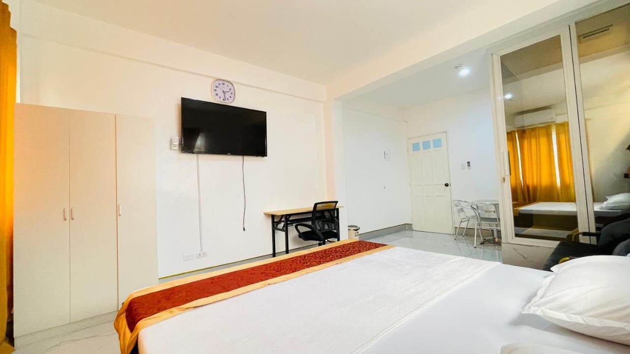 Legends Hotel & Restaurant - Lemery And Taal מראה חיצוני תמונה