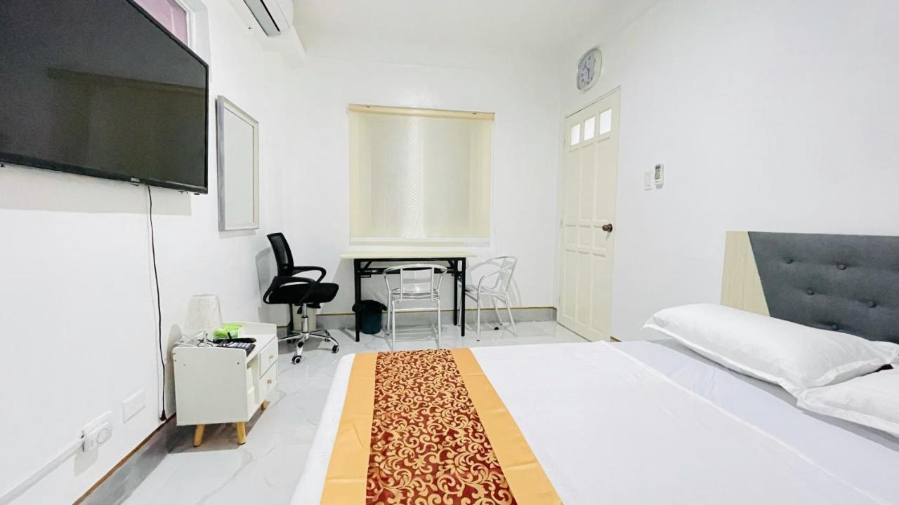 Legends Hotel & Restaurant - Lemery And Taal מראה חיצוני תמונה