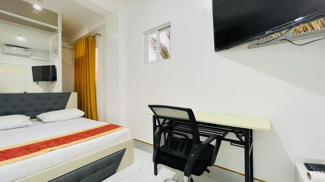 Legends Hotel & Restaurant - Lemery And Taal מראה חיצוני תמונה
