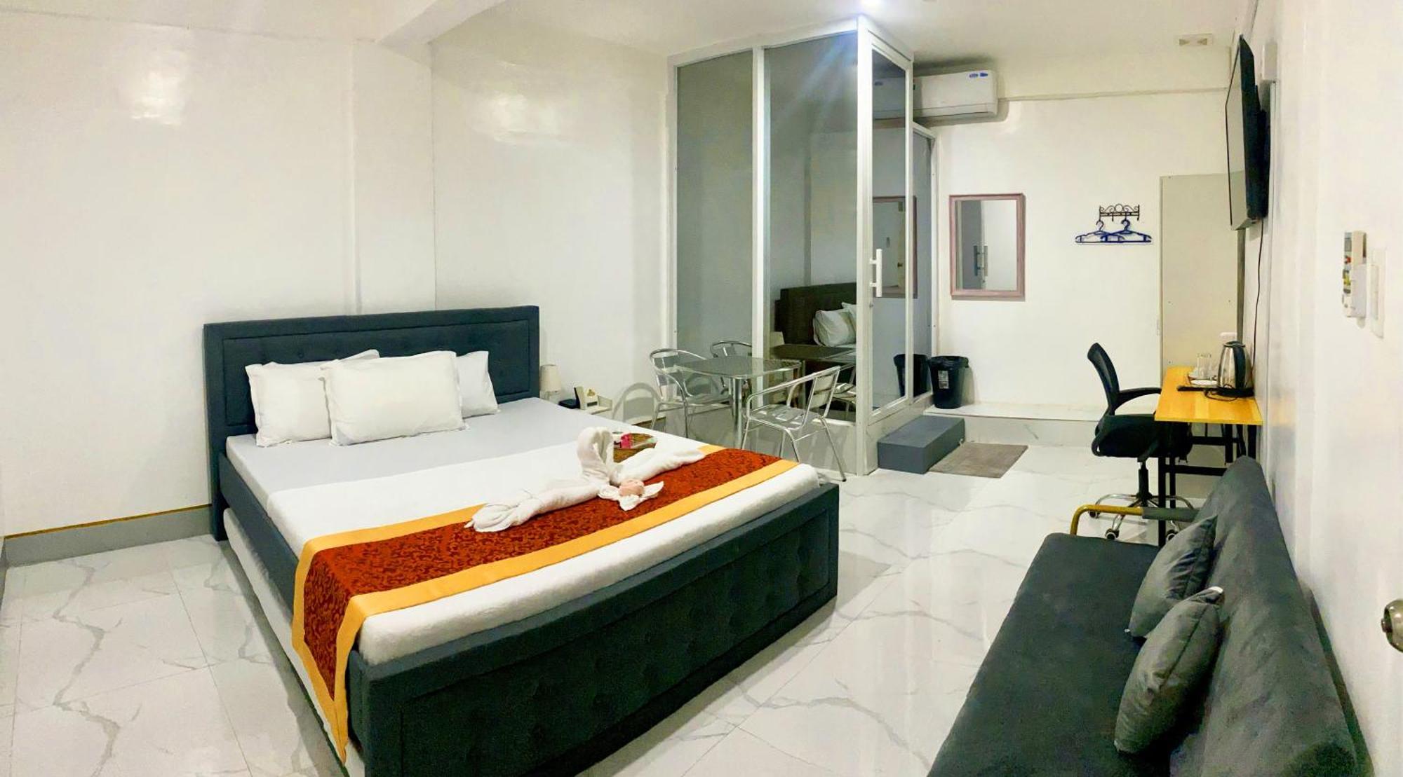 Legends Hotel & Restaurant - Lemery And Taal מראה חיצוני תמונה