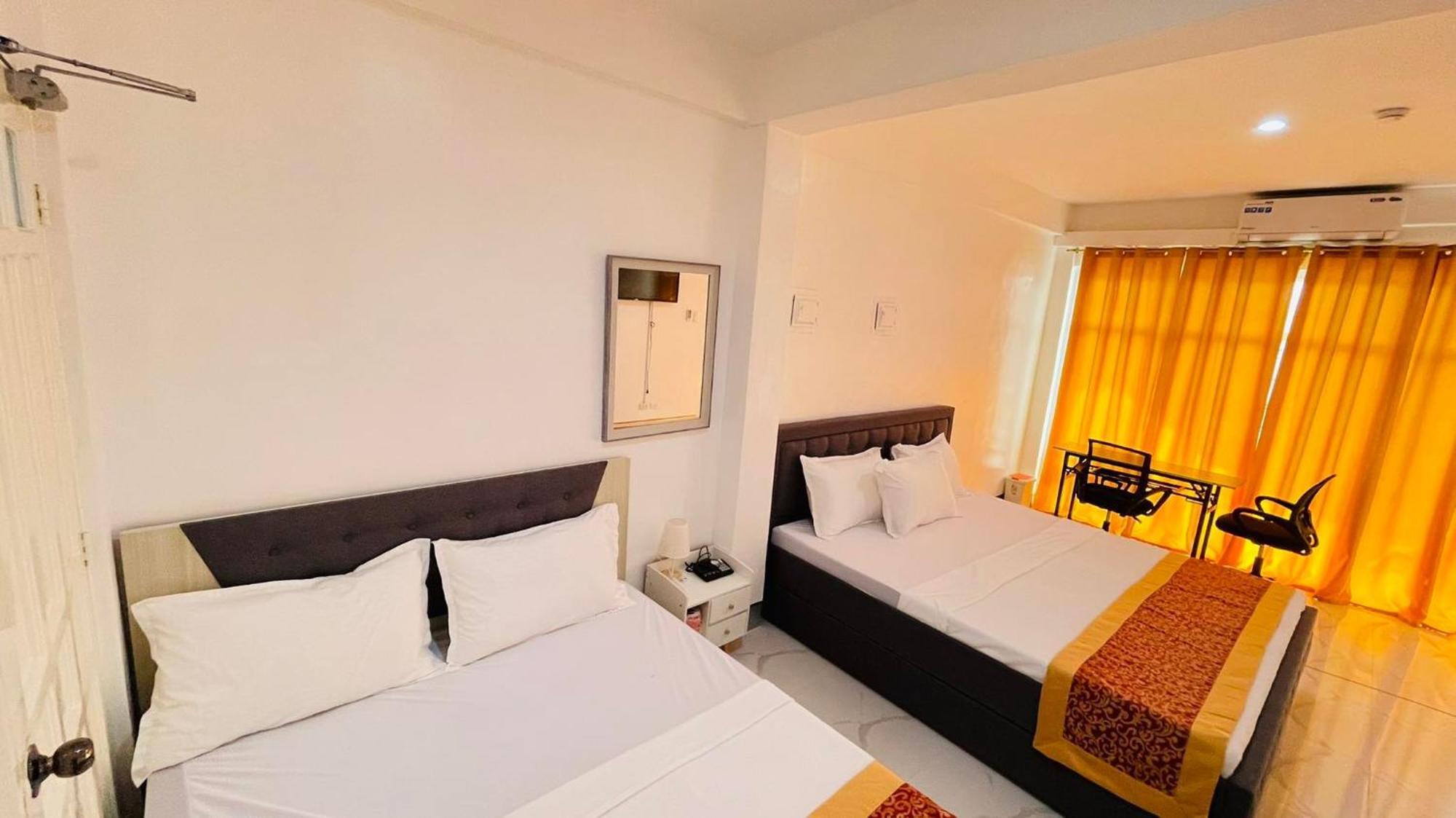 Legends Hotel & Restaurant - Lemery And Taal מראה חיצוני תמונה